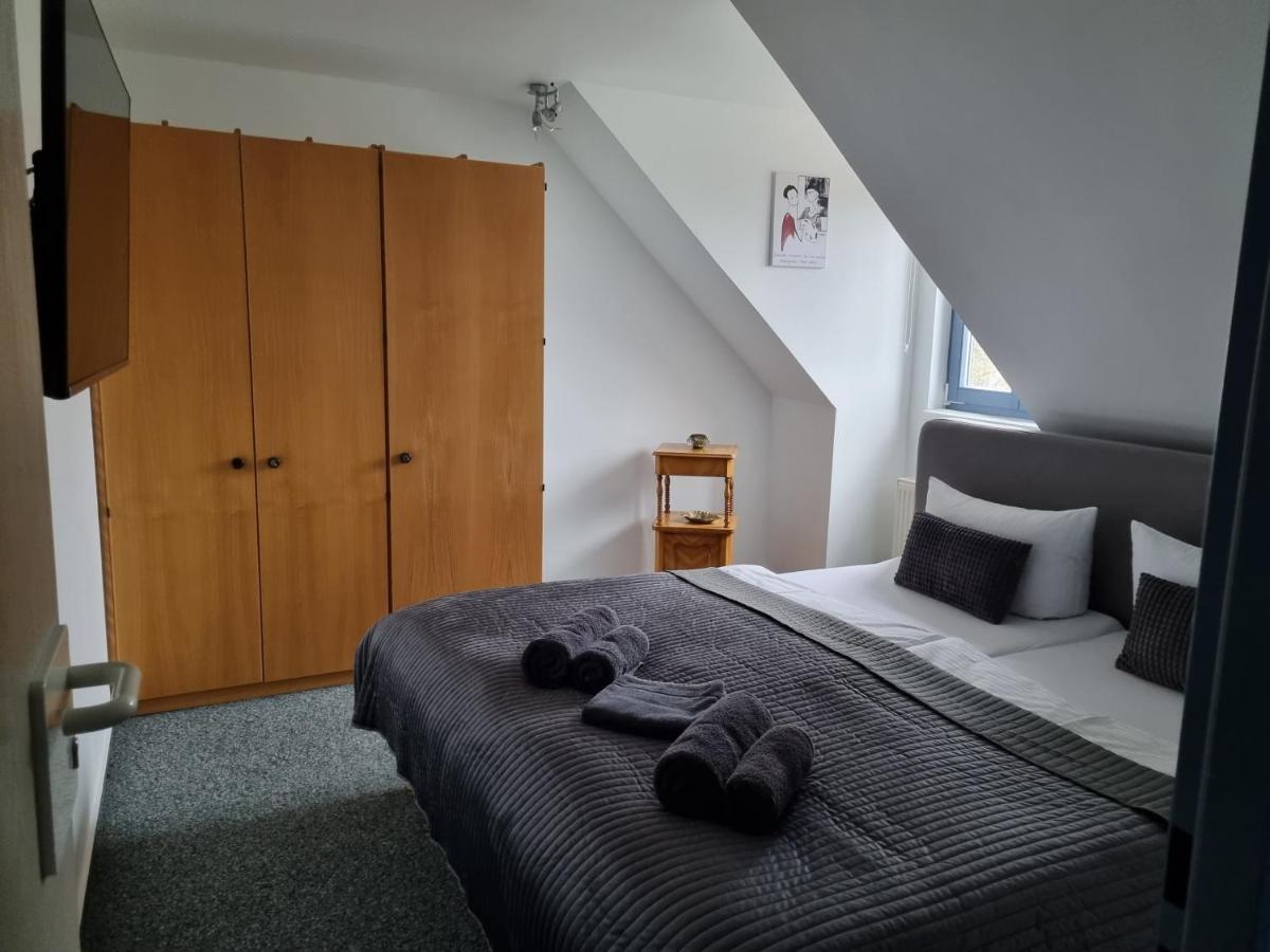 Hotel Kreuzbergbaude Beim Berzdorfer See Mit Wohlfuehl Sauna Markersdorf Ngoại thất bức ảnh